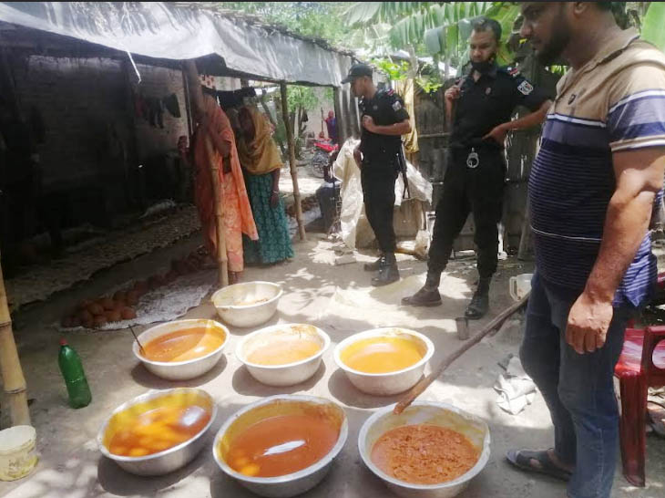 নাটোরে খাদ্যে নিষিদ্ধ দ্রব্য মেশানোয় জরিমানা