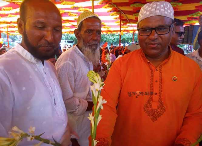 নাটোরে আওয়ামী লীগের ঈদ পূর্ণমিলনী অনুষ্ঠিত 