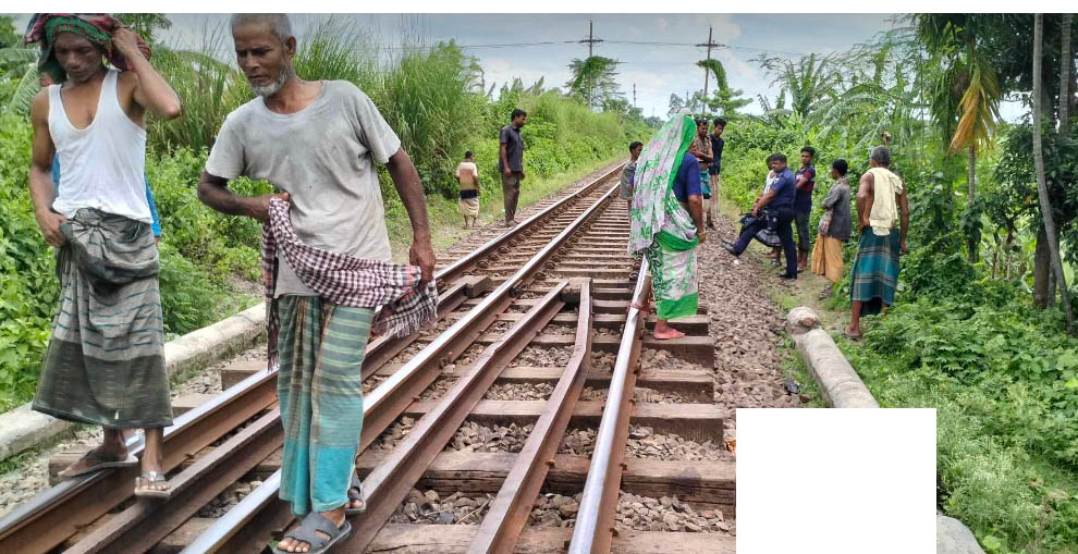 নাটোরে ট্রেনে কাটা পড়ে নারীর মৃত্যু