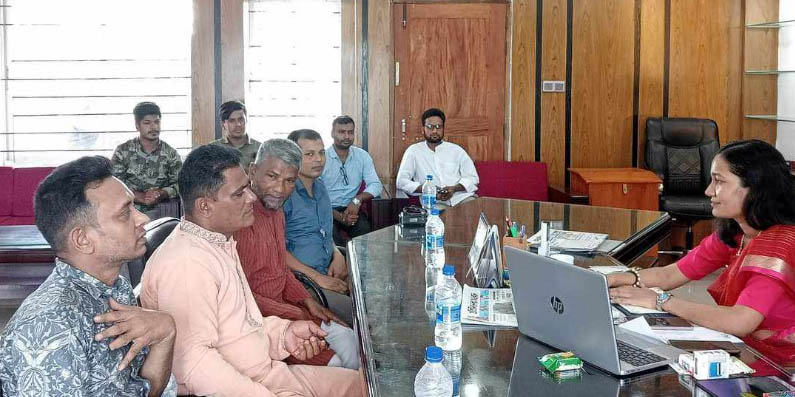 ডাসারে ইউএনওর সাথে সাংবাদিকদের সৌজন্যে সাক্ষাৎ