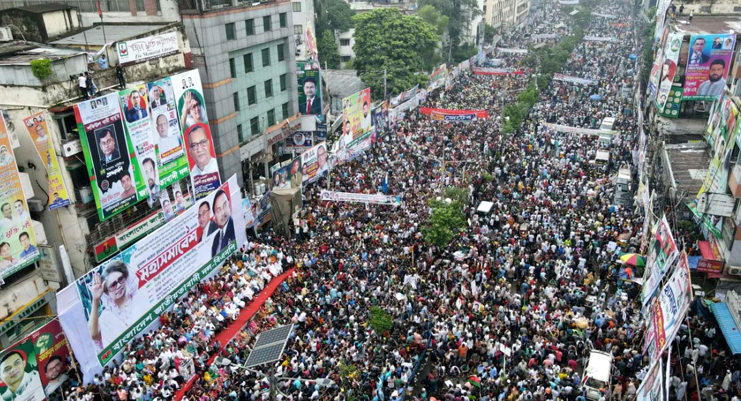 পল্টনে চলছে বিএনপির মহাসমাবেশ