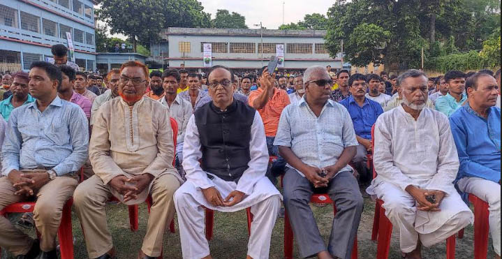 চাঁপাইনবাবগঞ্জে প্রধানমন্ত্রী শেখ হাসিনার উন্নয়ন কর্যক্রম প্রচারণায় বিশাল জনসভা