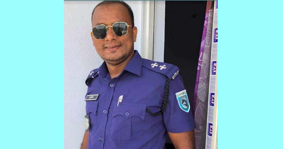 দিনাজপুর জেলার শ্রেষ্ঠ উপ-পরিদর্শক নির্বাচিত হয়েছেন তুহিন বাবু 