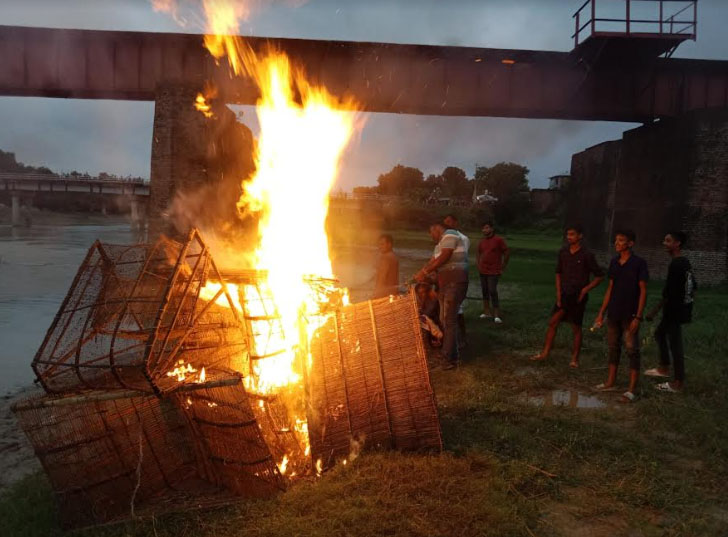 বড়াল নদীতে অভিযান