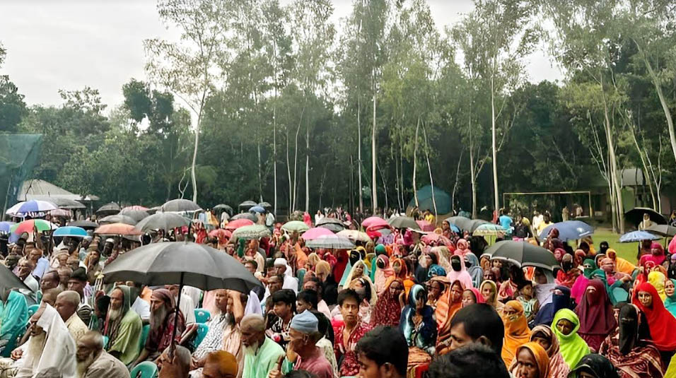 বাগমারার সরকারের উন্নয়নও সাফল্য তুলে ধরে সমাবেশ