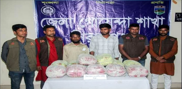 সিরাজগঞ্জে ৬০ কেজি গাঁজাসহ দুই মাদক কারবারী আটক