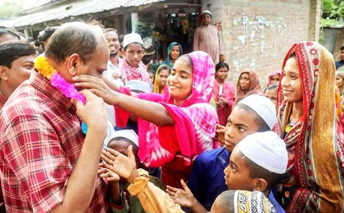 বাগমারাকে শান্তির জনপদ গড়তে চান এমপি এনামুল