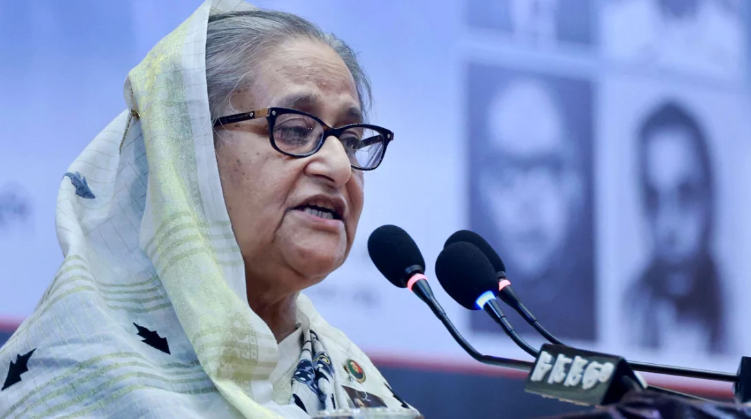 অগ্নিসন্ত্রাস করে কেউ যেন পার না পায়: প্রধানমন্ত্রী