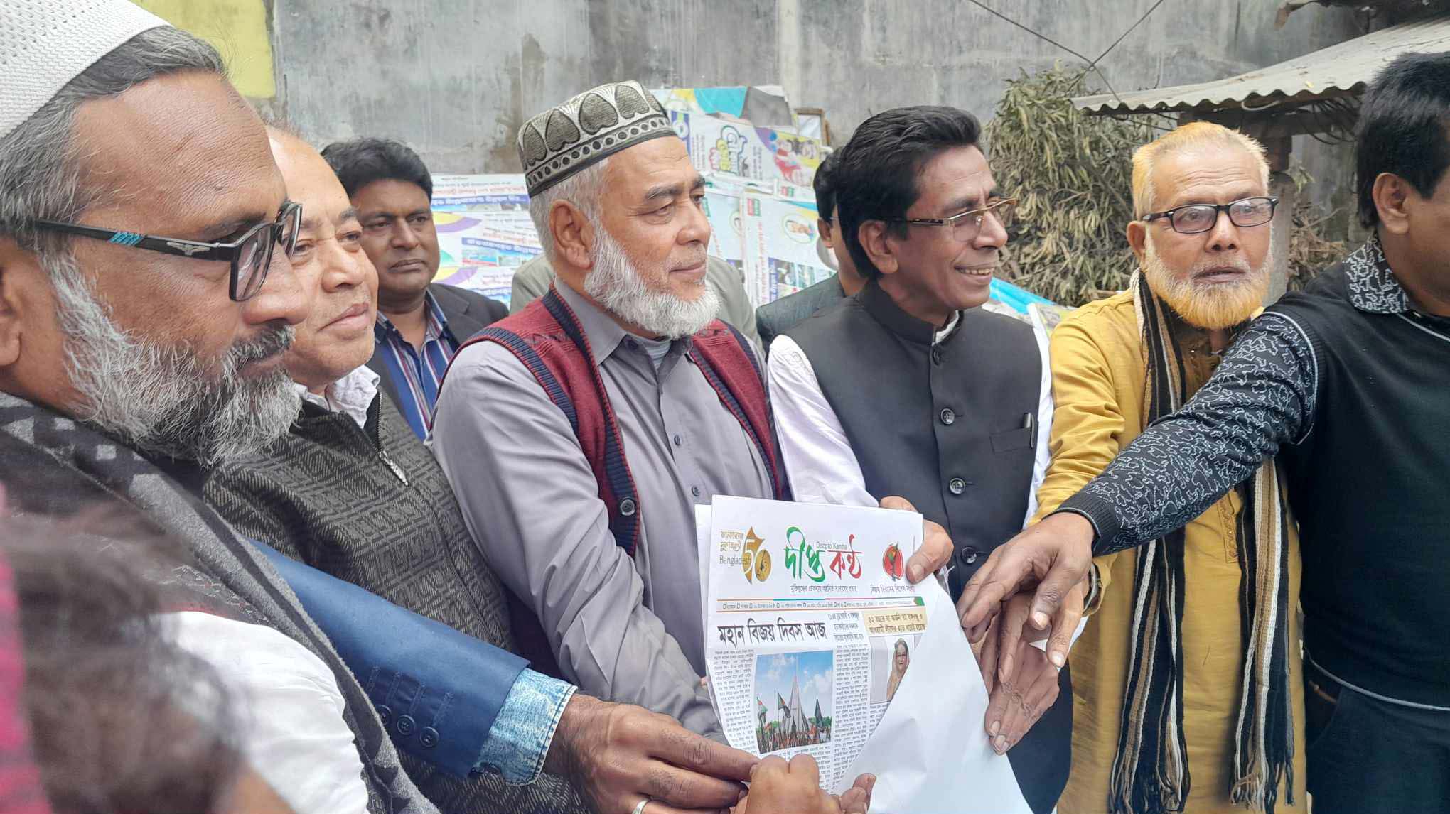 বড়াইগ্রামে দীপ্ত কন্ঠ পত্রিকার শুভ উদ্বোধন