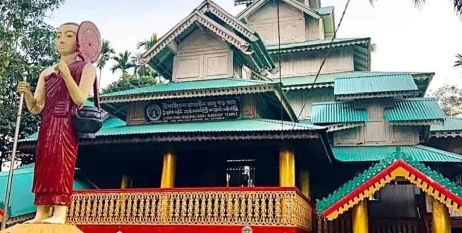 রামুর বড় ক্যাংয়ে অগ্নিসংযোগকারি আটক