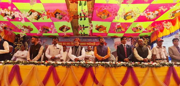 নব-নির্বাচিত এমপিকে সংবর্ধনা