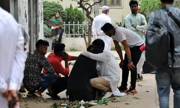 সদরঘাটে নিহত পাঁচজনের মধ্যে এক পরিবারের তিনজন