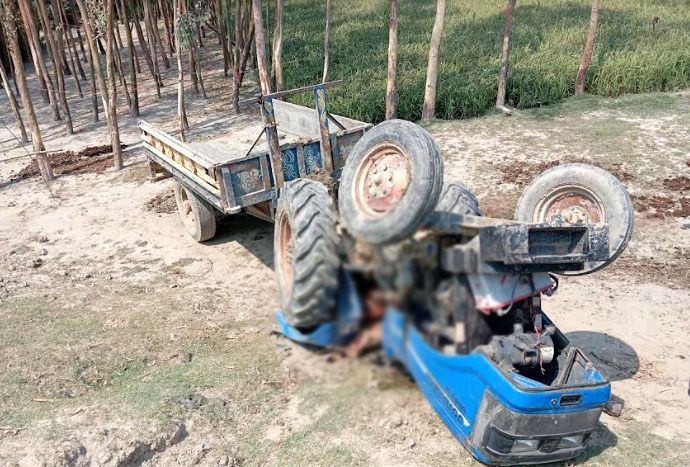 চিলমারীতে ট্য্রাক্টর উল্টে চালক নিহত