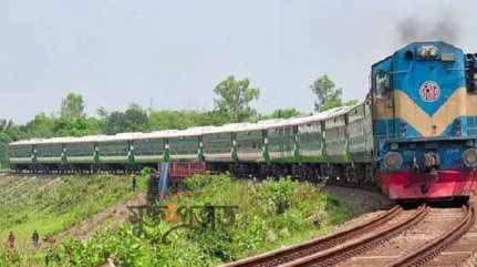 চট্টগ্রাম-কক্সবাজার রুটে বিশেষ ট্রেন নয়, স্থায়ী ট্রেন চালুর দাবি