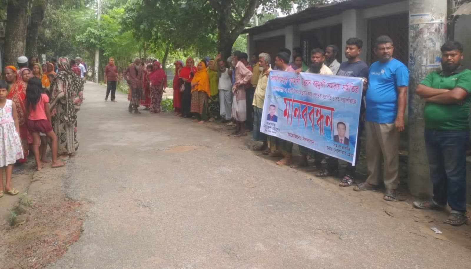 নওগাঁয় গ্রাহকের ১২ কোটি টাকা নিয়ে লাপাত্তা অবসরপ্রাপ্ত সেনা সদস্য