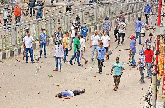 সারা দেশে ব্যপক সহিংসতায় নিহত ৯৮