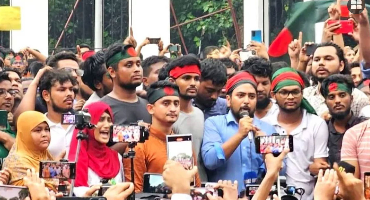 বঙ্গভবনে সমন্বয়করা, চলছে অন্তবর্তীকালীন সরকার নিয়ে আলোচনা