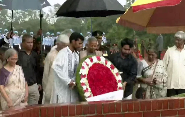 জাতীয় স্মৃতিসৌধে ড. ইউনূসসহ ১৪ উপদেষ্টার শপথ