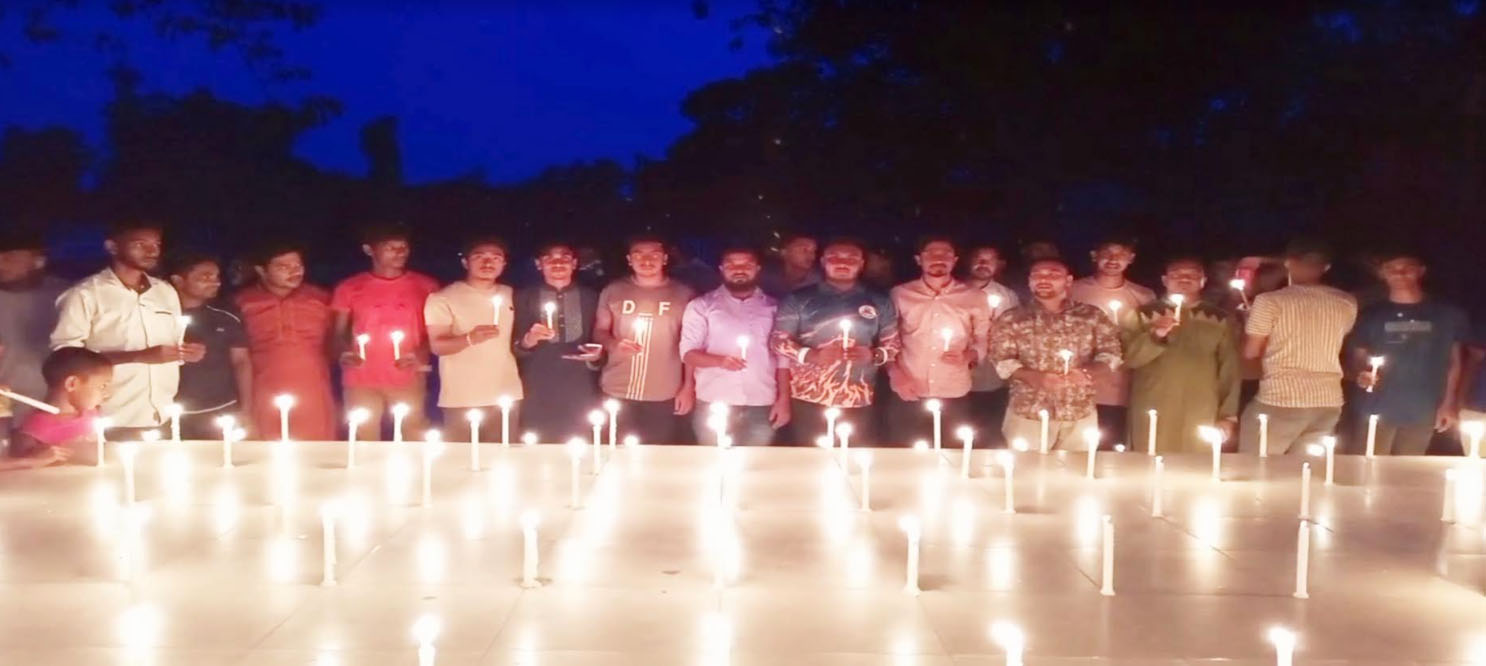 সাঘাটায় বৈষম্যবিরোধী ছাত্র আন্দোলনে নিহতদের স্মরণে মোমবাতি প্রজ্বলন