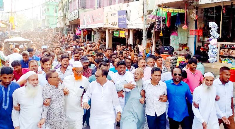সিংড়ায় খালেদা জিয়ার জন্মদিনে বিএনপির আনন্দ শোভাযাত্রা 
