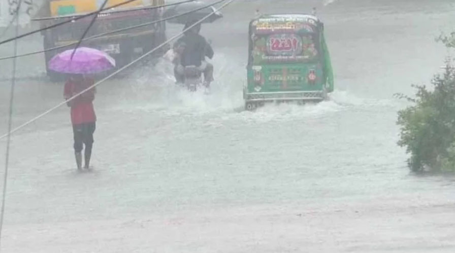 আগামী ৭২ ঘন্টায়ও বৃষ্টিপাত কমছে না: আবহাওয়া