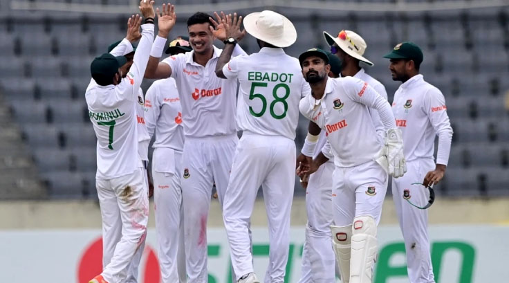 ফিরেই উইকেট নিলেন তাসকিন