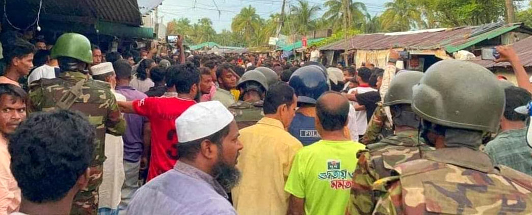 মসজিদের মাইকে ঘোষণা দিয়ে সংঘর্ষ, অর্ধশত আহত