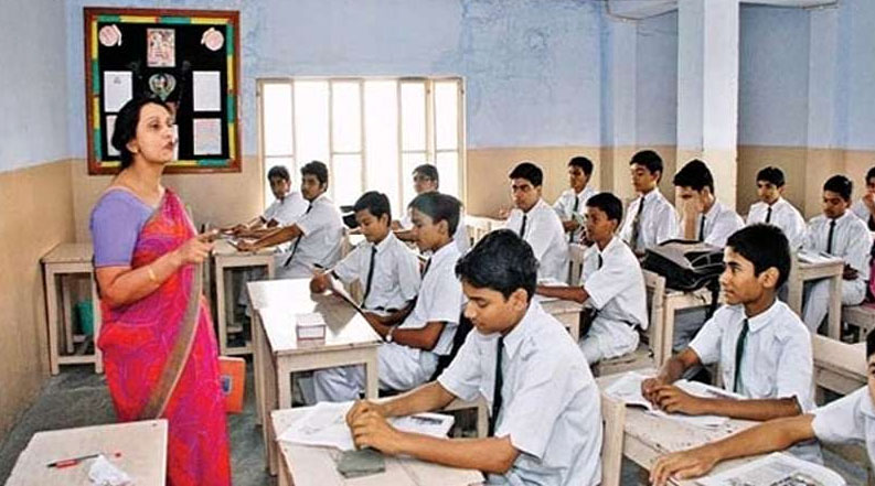 শিক্ষকরা নতুন দায়িত্ব পাচ্ছেন