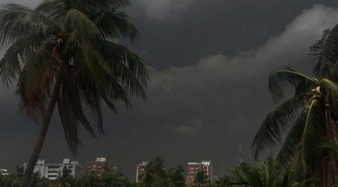 ৬০ কিলোমিটার বেগে ঝড় হতে পাড়ে দেশের ৭ অঞ্চলে
