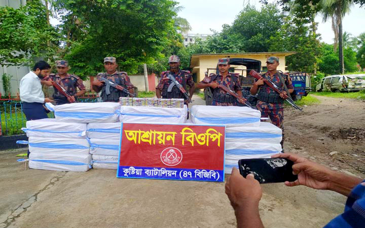 কুষ্টিয়ায় যৌথবাহিনীর অভিযানে চার লাখ নকল বিড়িসহ আটক ১