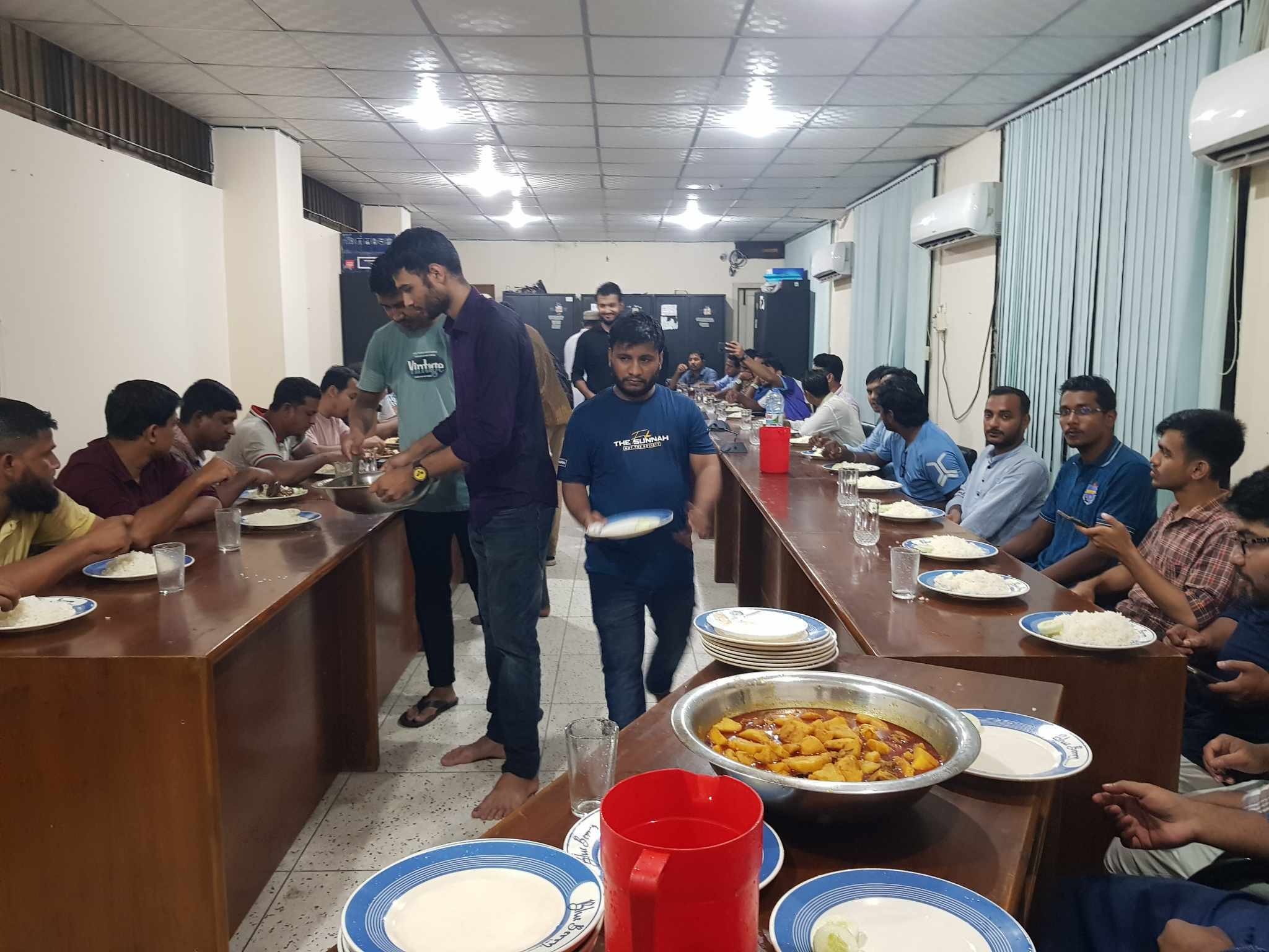 নতুন স্বাধীনতা উপলক্ষে নোবিপ্রবিতে গরু ভোজ