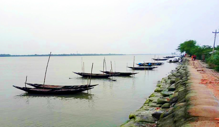 ঘূর্ণিঝড় ডানা’র প্রভাবে সাতক্ষীরায় হালকা থেকে মাঝারি বৃষ্টিপাত