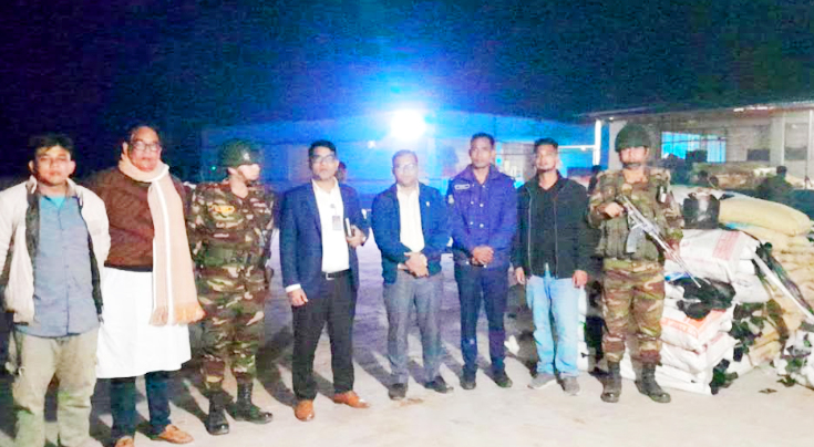 পলিথিন কারখানা সিলগালা বিপুল পরিমান পলিথিন জব্দ