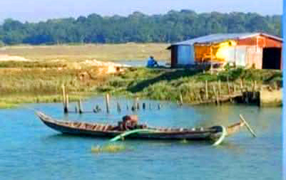 চকরিয়ায় অবৈধ বালু উত্তোলন 
