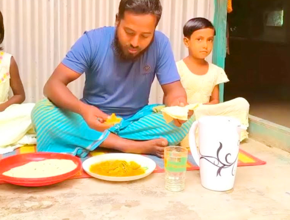 ৩৫ বছর ভাত খাননা সিরাজগঞ্জের শরিফ মোল্লা