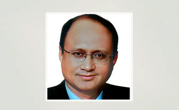 দুদকের নতুন চেয়ারম্যান মোহাম্মদ আবদুল মোমেন