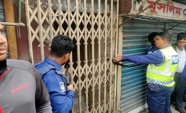 কেরানীগঞ্জে রূপালী ব্যাংকে একদল ডাকাত, ঘিরে রেখেছে যৌথ বাহিনী