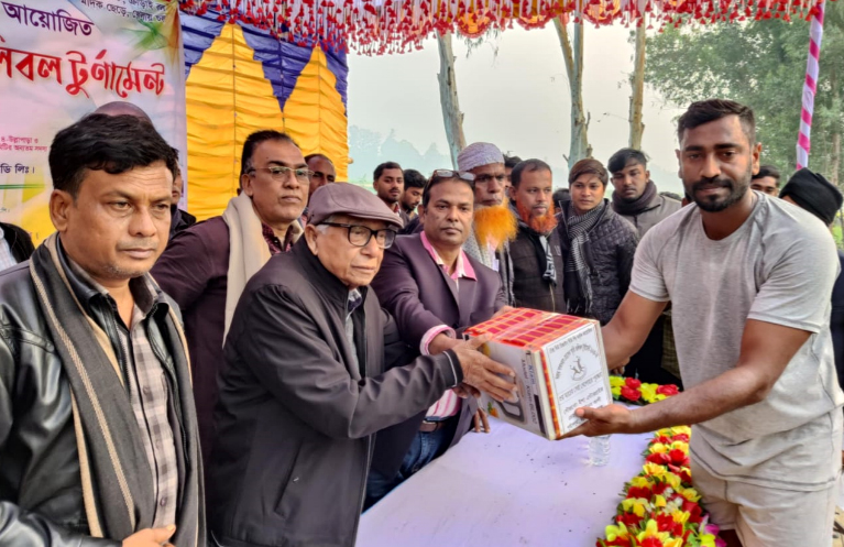 উল্লাপাড়ায় ভলিবল টুর্নামেন্ট অনুষ্ঠিত
