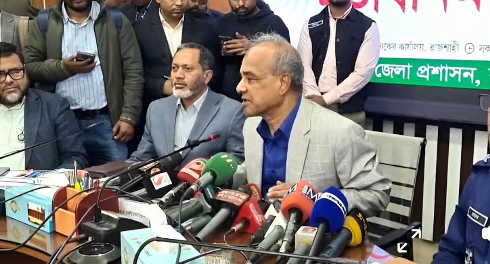 রাঘব বোয়াল-চুনোপুঁটি কেউ ছাড় পাবে না ''ডেভিল হান্ট'' থেকে: স্বরাষ্ট্র উপদেষ্টা