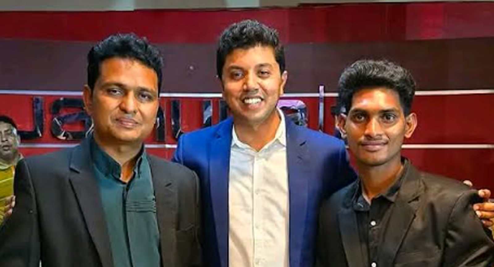রংপুরে আবু সাঈদের গুলিবিদ্ধ হওয়ার ভিডিও ধারণ, সম্মাননা পেলেন যমুনা টিভির দুই সাংবাদিক