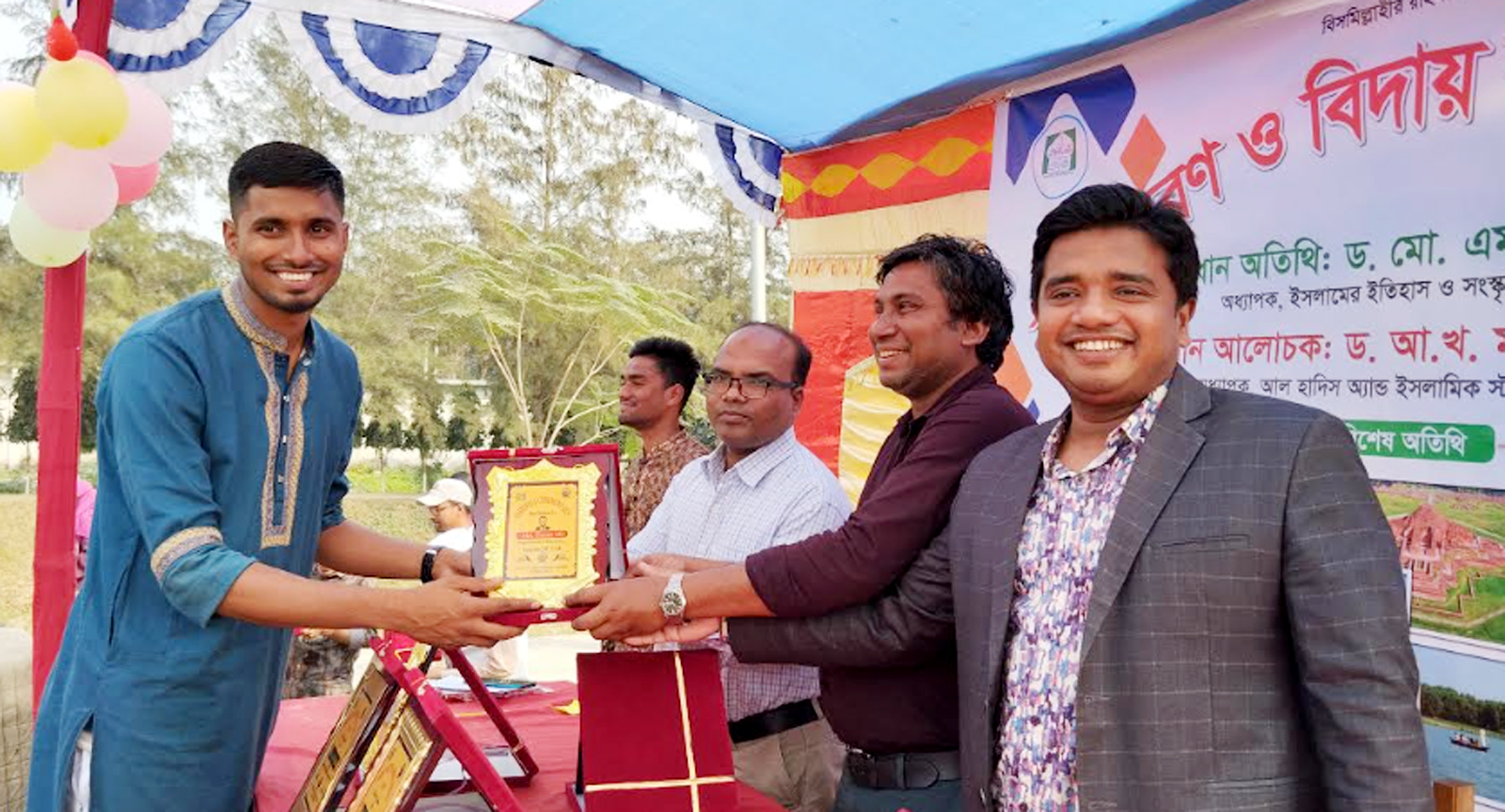 ইবিতে নওগাঁ জেলার নবীন বরণ ও বিদায় সংবর্ধনা