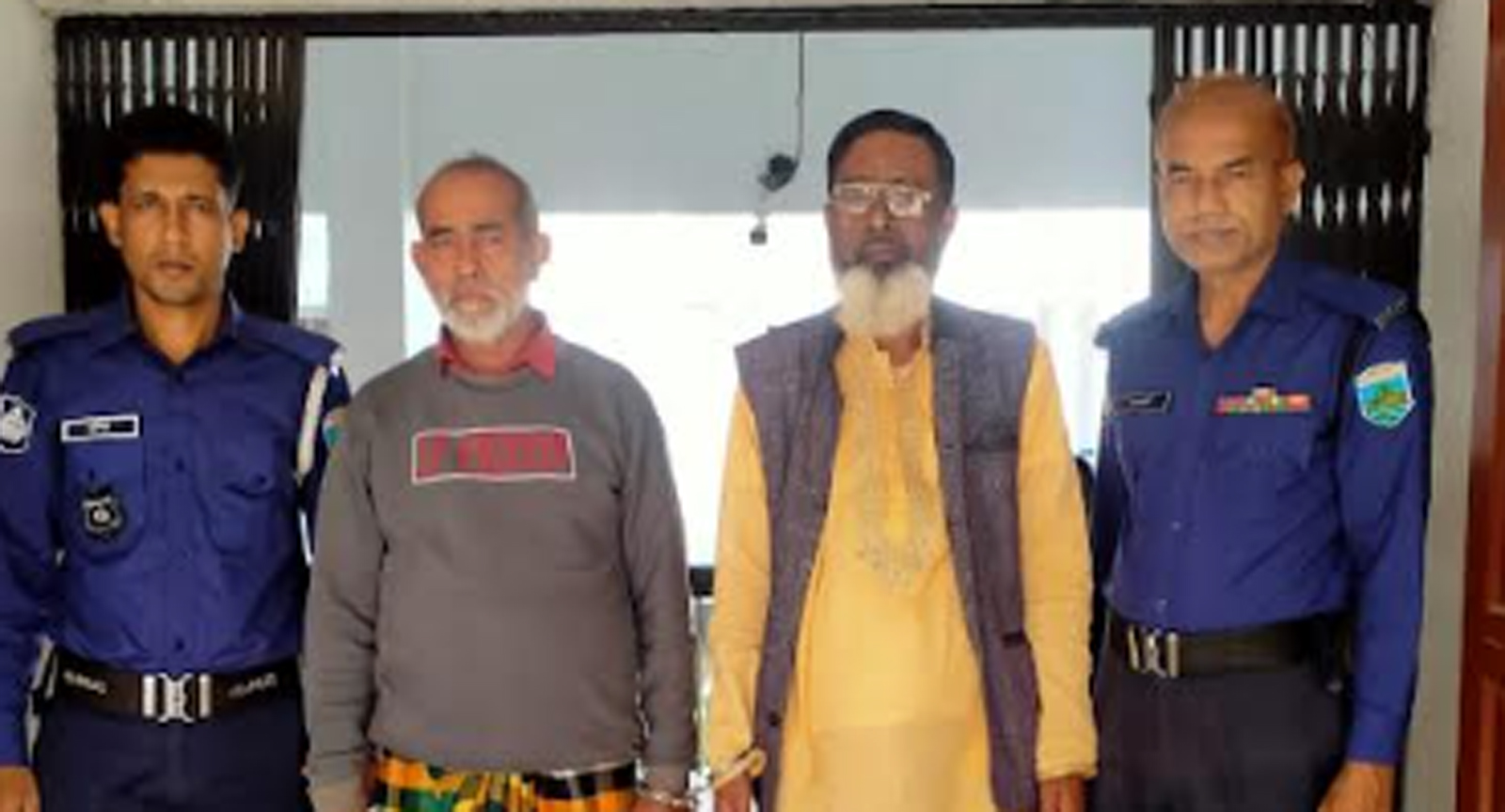অপারেশন ডেভিল হান্টে সিংড়ায় আওয়ামী লীগ নেতাসহ দুইজন গ্রেপ্তার