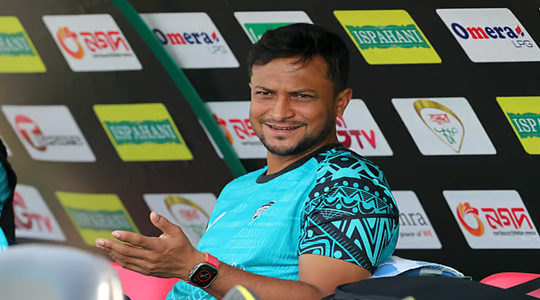 দেশের নতুন দলে নাম লিখিয়েছেন সাকিব, খেলতে পারবেন তো!