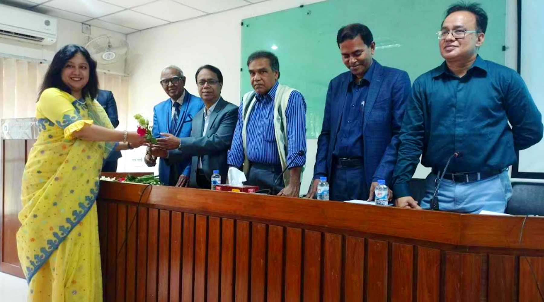 রাবিতে এমফিল-পিএইচডি গবেষকদের বরণ করে নিল আইবিএস অ্যালামনাই অ্যাসোসিয়েশন