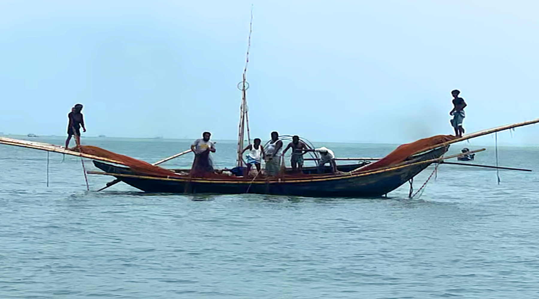 কাল থেকে মেঘনায় দুই মাস মাছ ধরা বন্ধ
