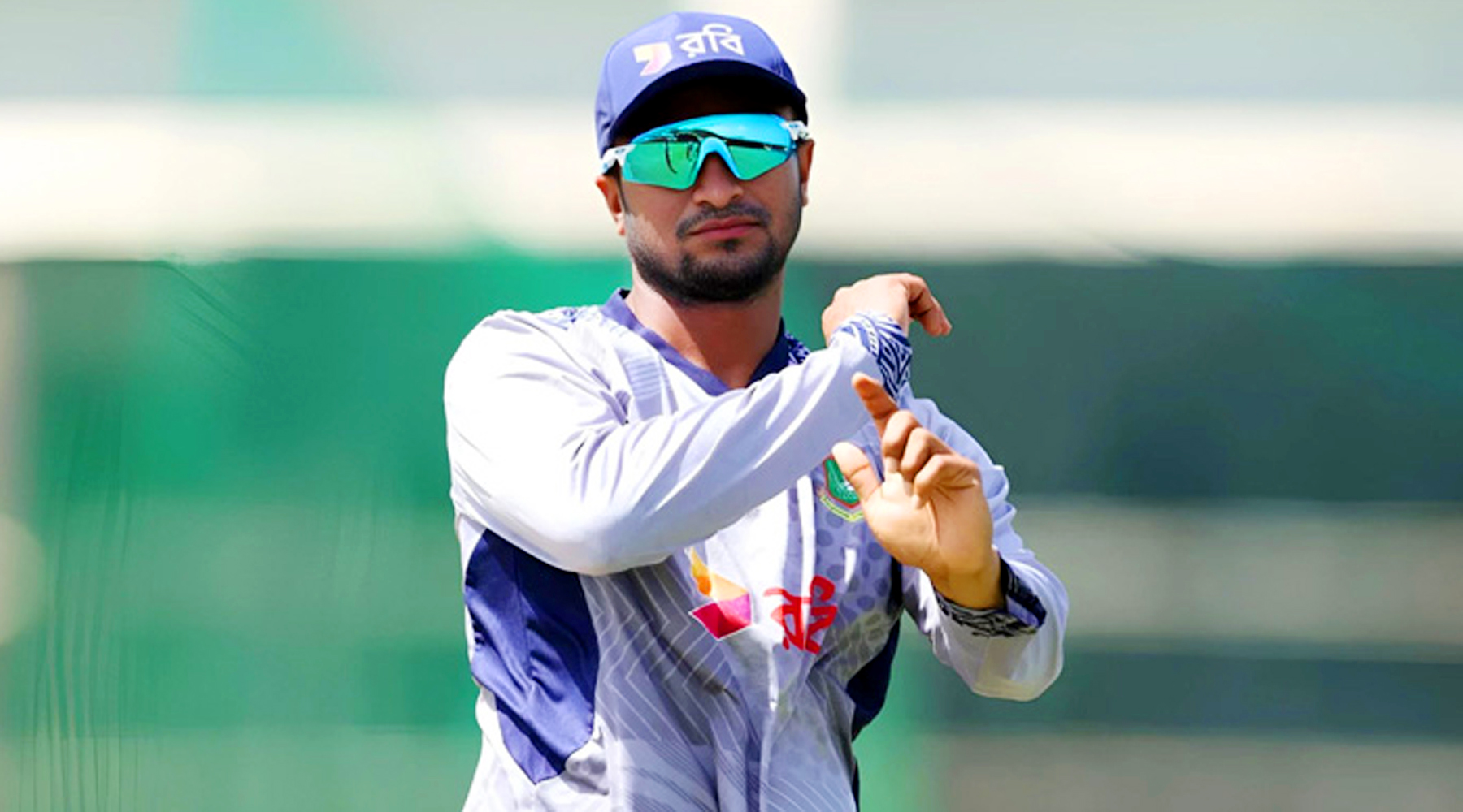 সাকিব এবার সাবেক ক্রিকেটারদের তালিকায় নাম লেখালেন