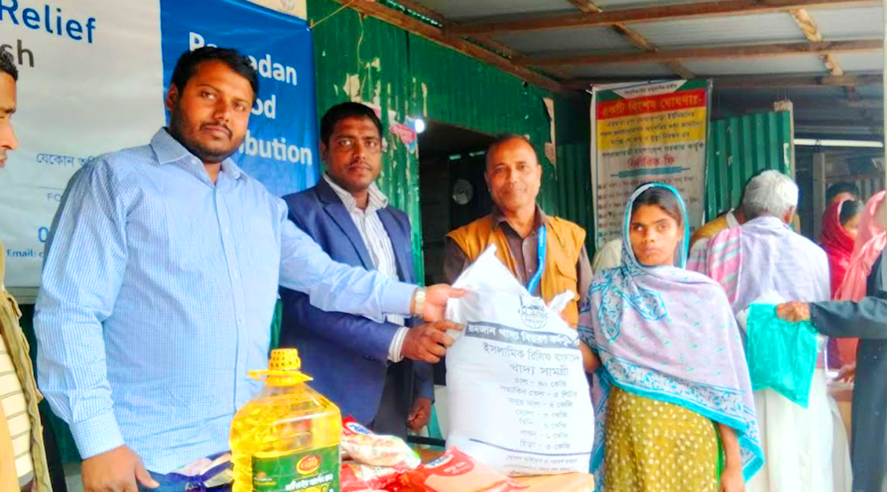 ইসলামপুরে খাদ্য সহায়তা বিতরণ