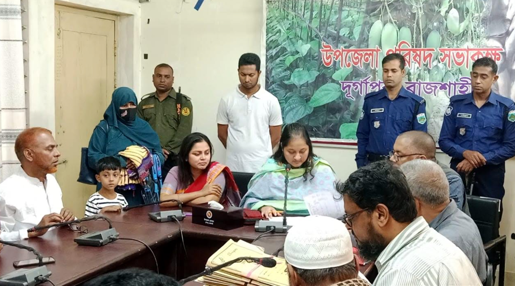 দুর্গাপুরে উন্মুক্ত লটারির মাধ্যমে ওএমএস ডিলার নিয়োগ