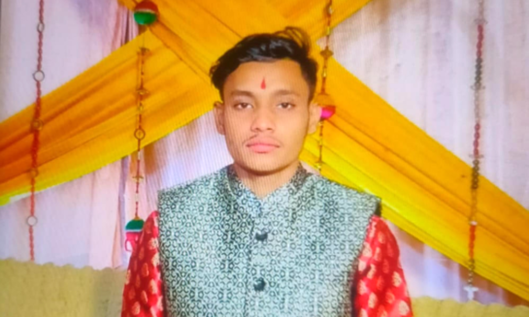 ফিল্মী কায়দায় অপহরণের পর ১০ লাখ টাকার মুক্তিপন