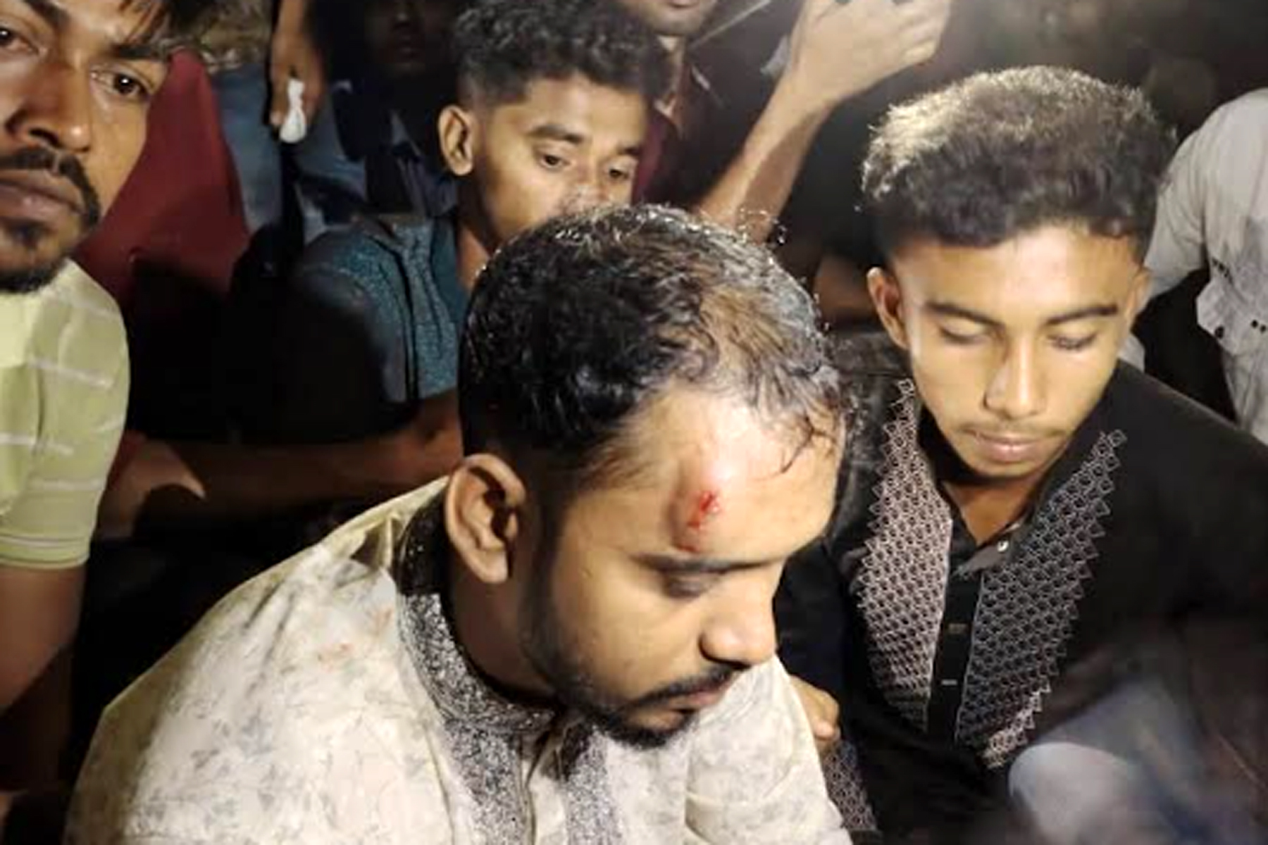 নোয়াখালীতে এনসিপি নেতা হান্নান মাসউদের মিছিলে হামলা, আহত ১৫